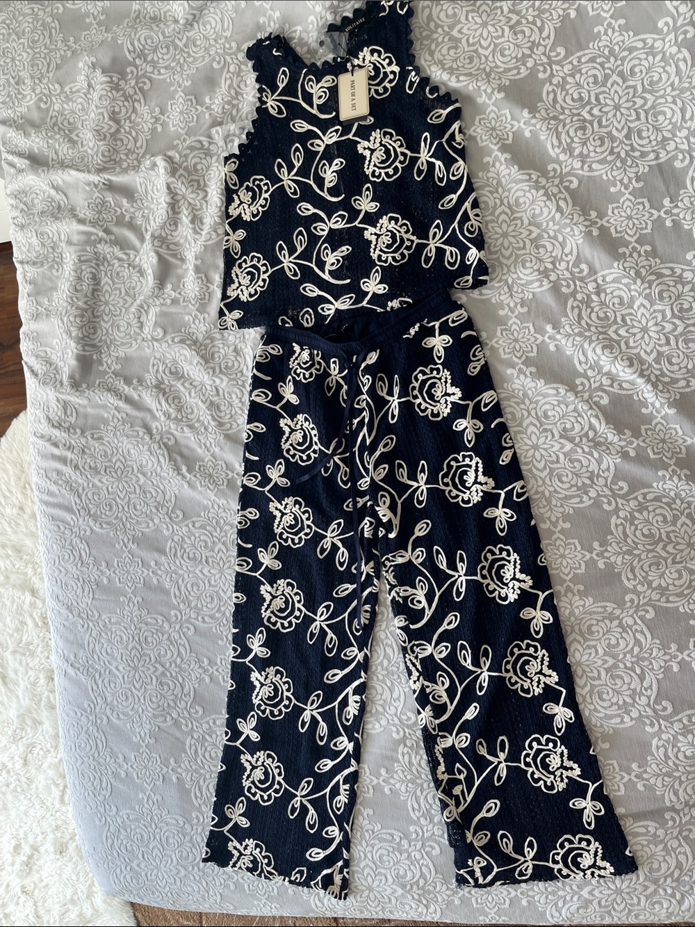 New Solitaire Navy and White Floral Wide-Leg Jumpsuit M - Picture 7 of 11